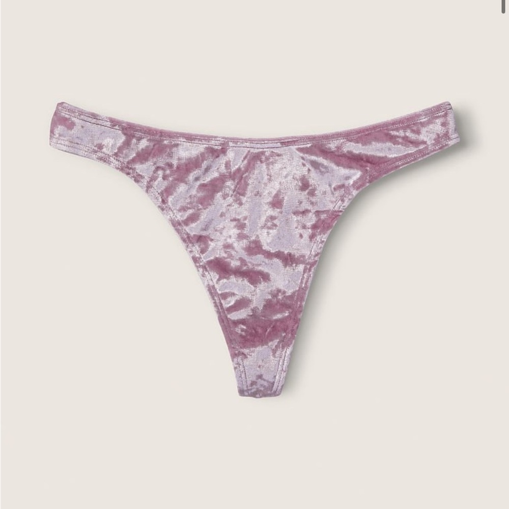 Size m brand new Victoria secret thong